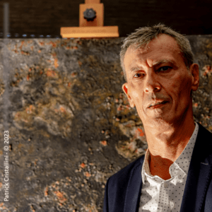 Patrick Cristallini - Artiste peintre Français dans une exposition